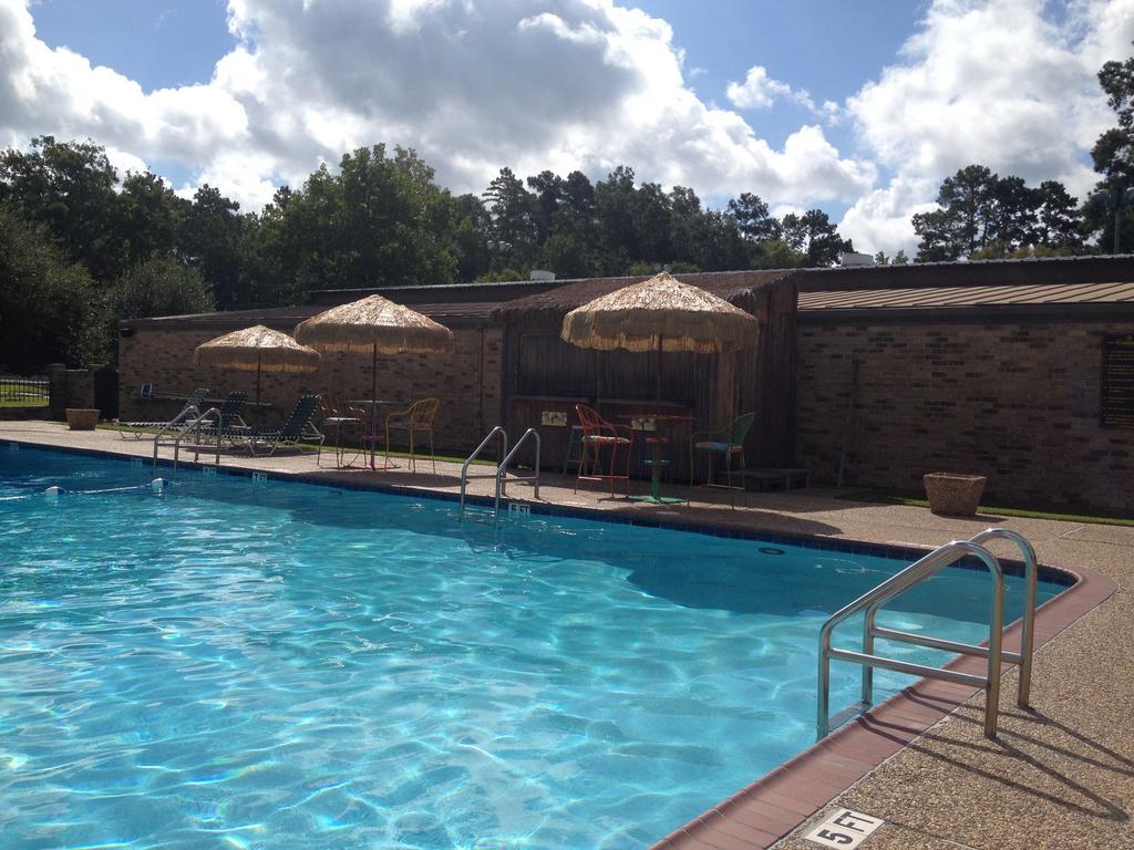 Crown Colony Villas Lufkin Exterior foto